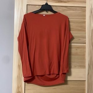 Lululemon long sleeve size 4